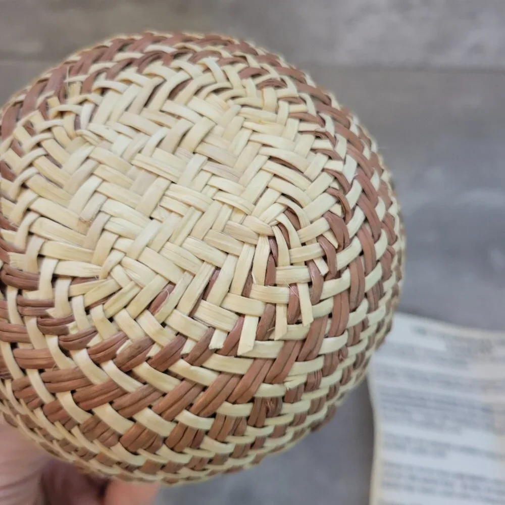 Handwoven Basket Tan Brown Folk Art Storage‎ Tarahumara Pine Needle 3.5